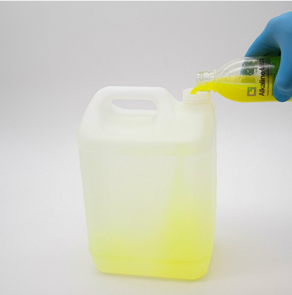 UNIWERSALNY KONCENTRAT ALKALINE ULTRA  DO CZYSZCZENIA SKRAPLACZY, 250ML UNIWERSALNY KONCENTRAT ALKALINE ULTRA  DO CZYSZCZENIA SKRAPLACZY, 250ML