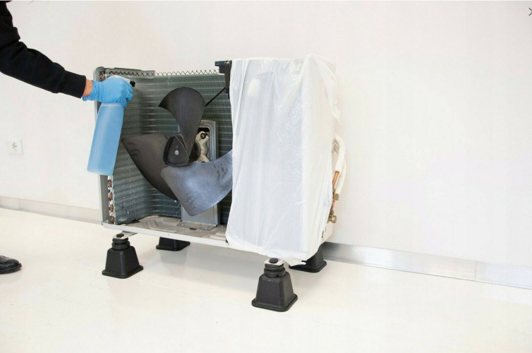 UNIWERSALNY KONCENTRAT ACID ULTRA  DO CZYSZCZENIA SKRAPLACZY, 250 ML