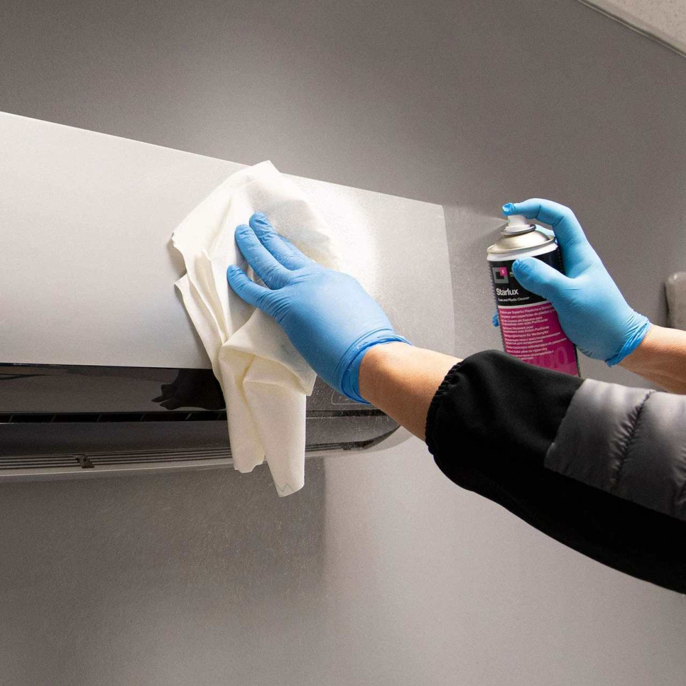 ŚRODEK STARLUX DO CZYSZCZENIA PLASTIKOWYCH I METALOWYCH POWIERZCHNI, 400 ML