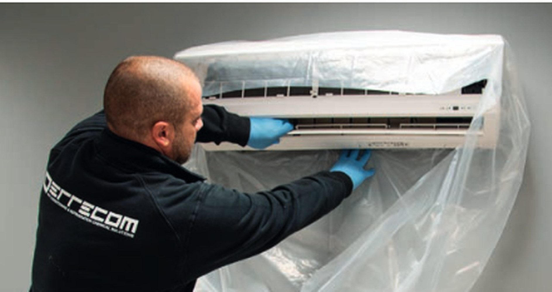 OSŁONA WALLY DO KLIMATYZATORÓW ŚCIENNYCH TYPU SPLIT-TRANSPARENTNA