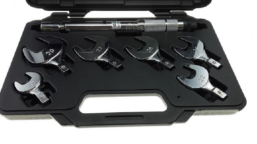 ZESTAW KLUCZY DYNAMOMETRYCZNYCH CH-STW-07